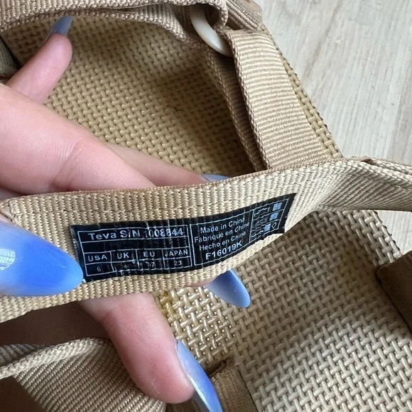 Teva Tan Platform Sandals - Picture 6 of 6